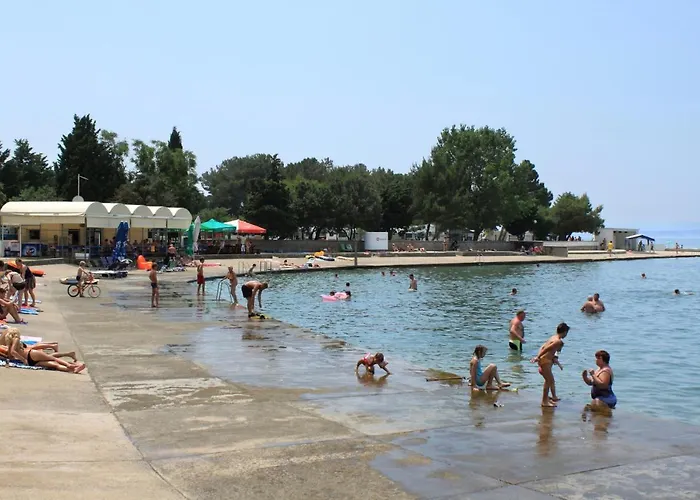 公寓 Family Friendly With A Swimming Pool Punat, Krk - 13153 *