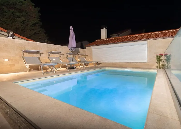דירה Family Friendly With A Swimming Pool Punat, Krk - 13153 *